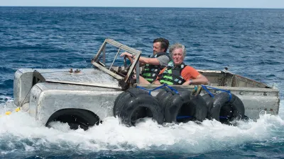 Pelea estúpida en el coral aceptable